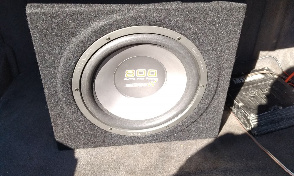 Instalare sabwoofer de la 800-1000lei
